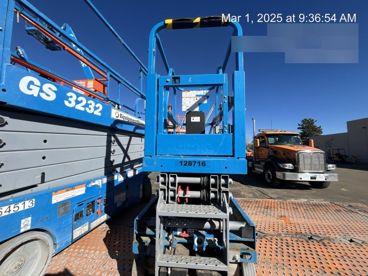 2021 GENIE GS-1330m