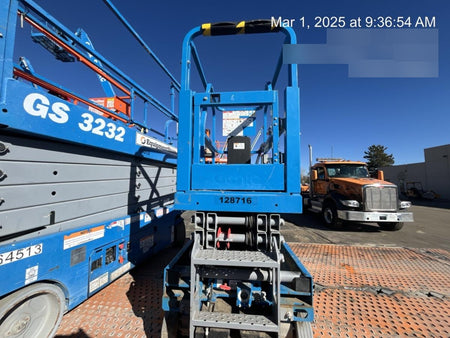 2021 GENIE GS-1330m