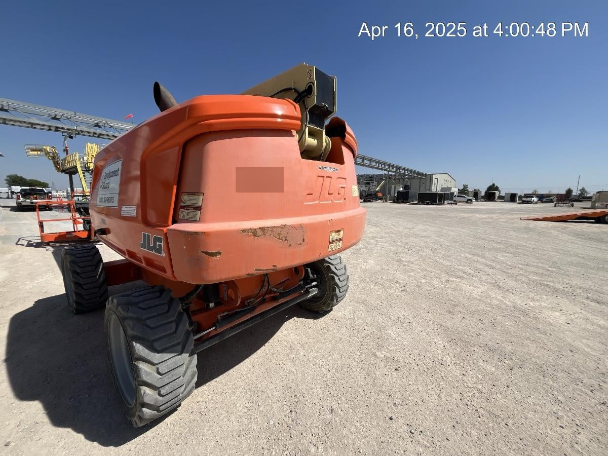 2019 JLG 660SJ