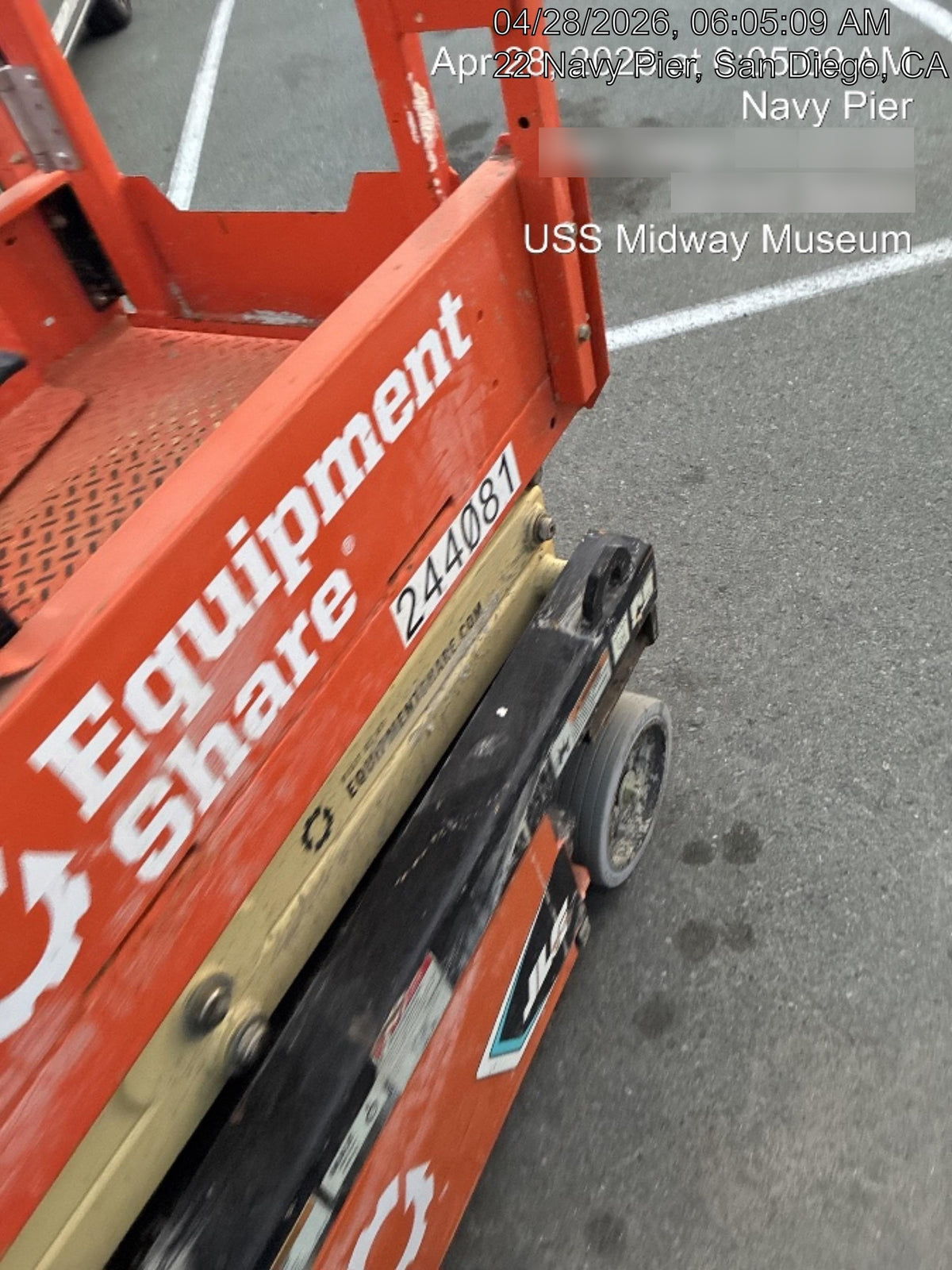 2022 JLG ES1330L