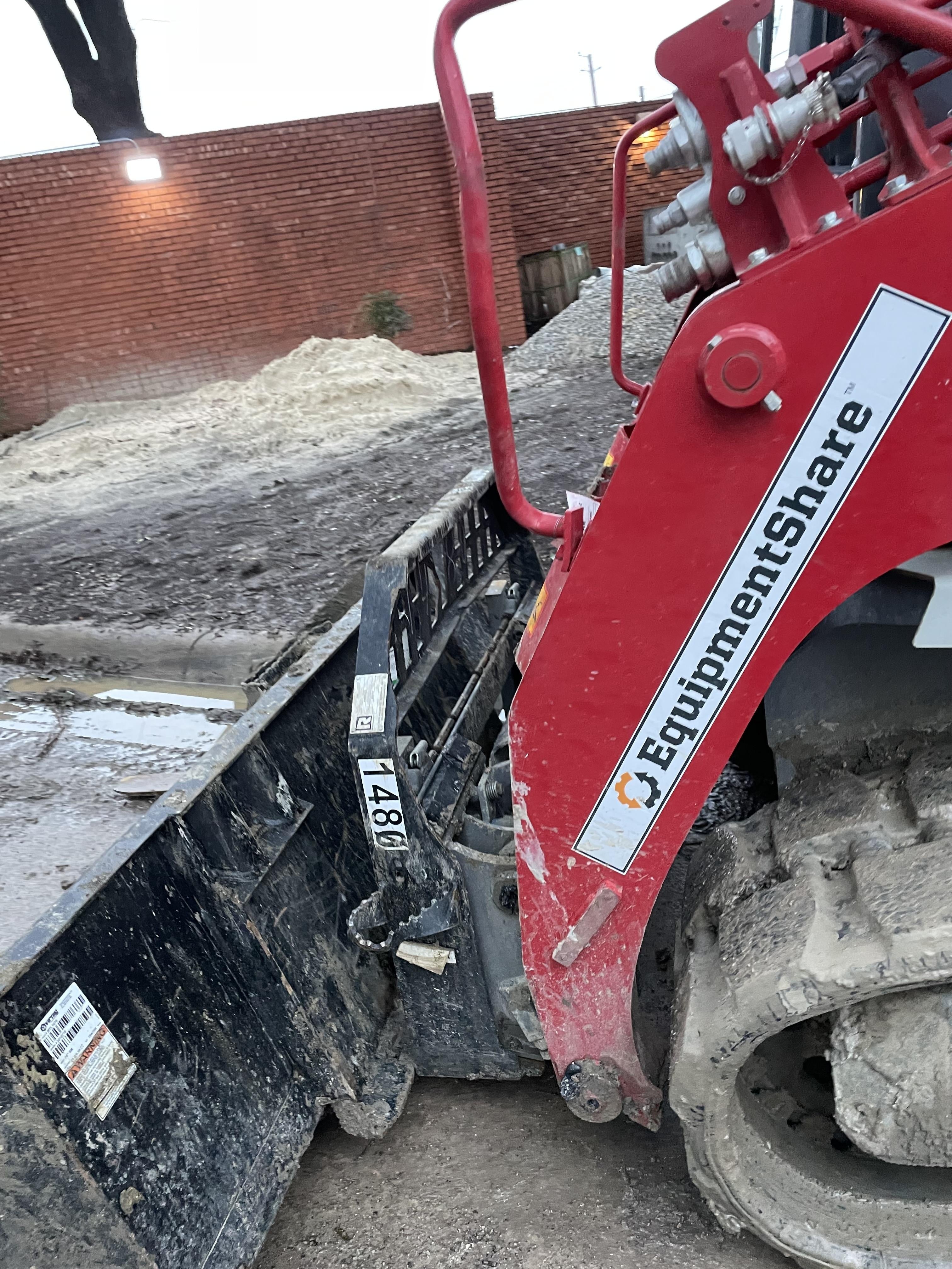2016 EMKAY 48" Pallet Forks - EMKAY