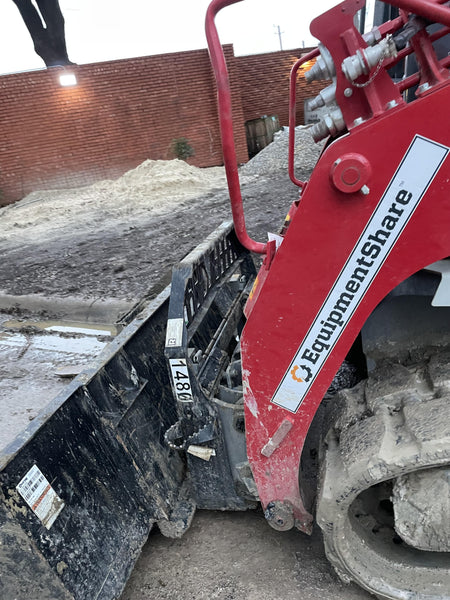 2016 EMKAY 48" Pallet Forks - EMKAY