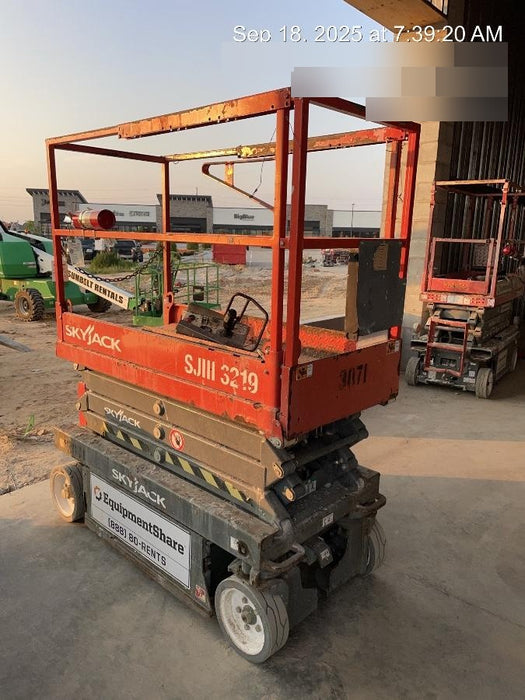 2017 Skyjack SJIII-3219 Standard