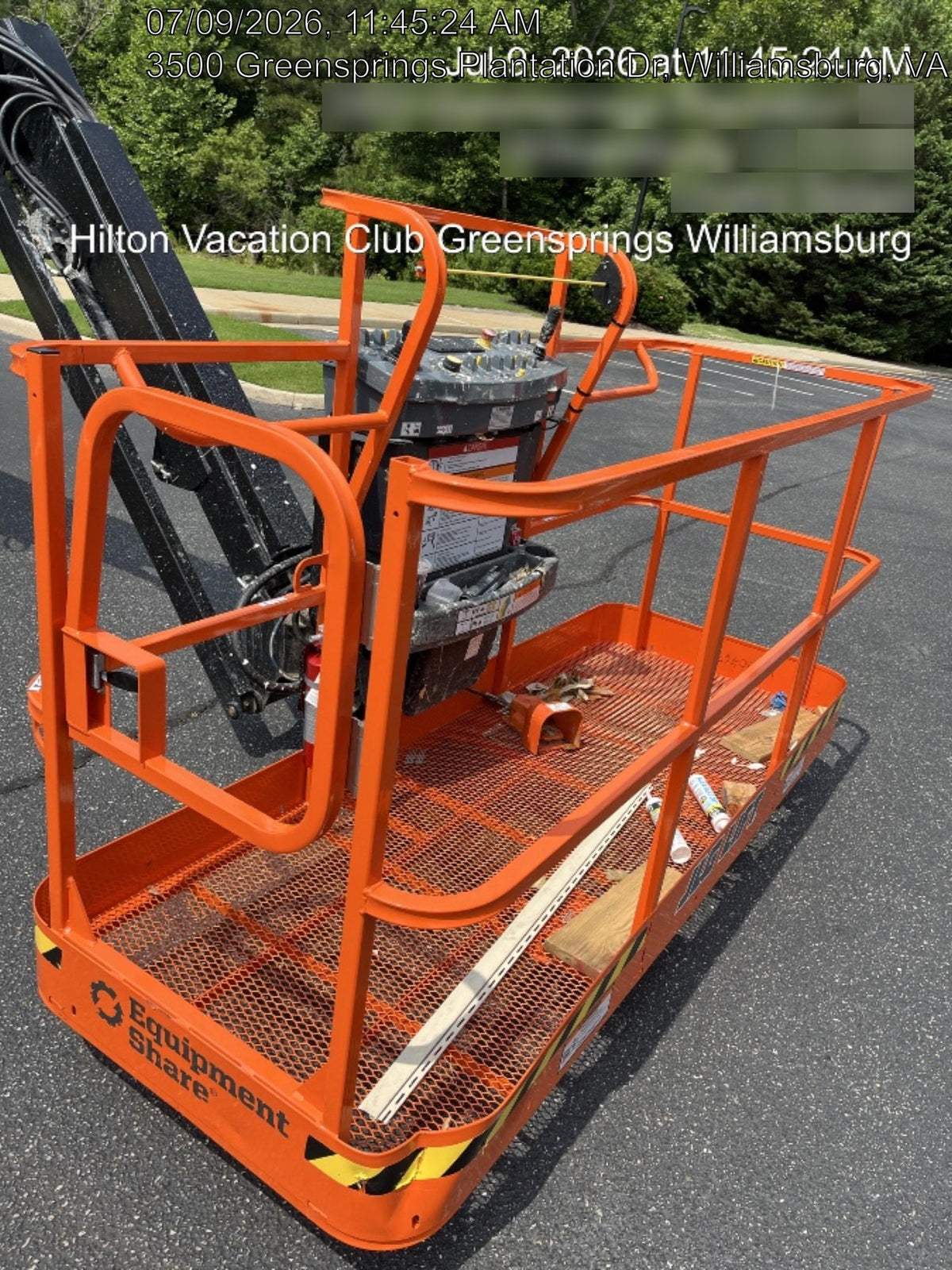 2025 JLG 660SJ