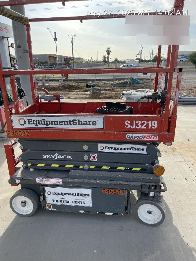 2022 SKYJACK SJ3219