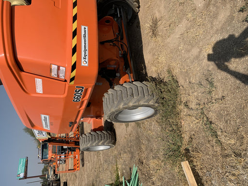 2020 JLG 660SJ