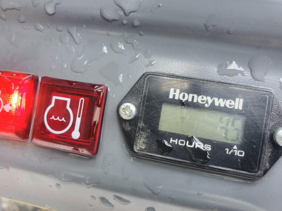 2022 TAKEUCHI TB210R