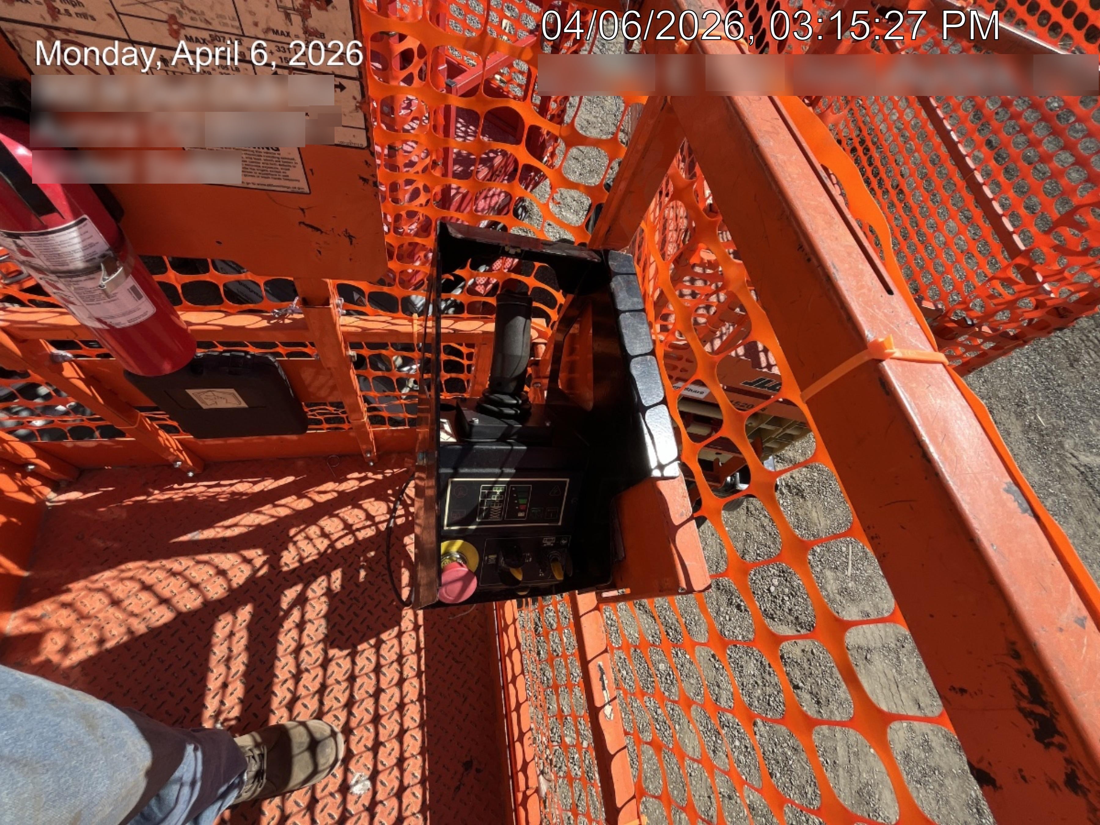 2022 JLG R3246