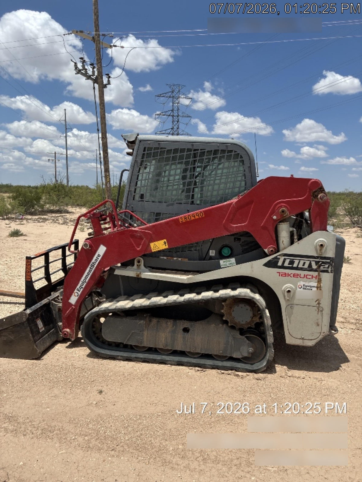 2023 TAKEUCHI TL10V2-CR