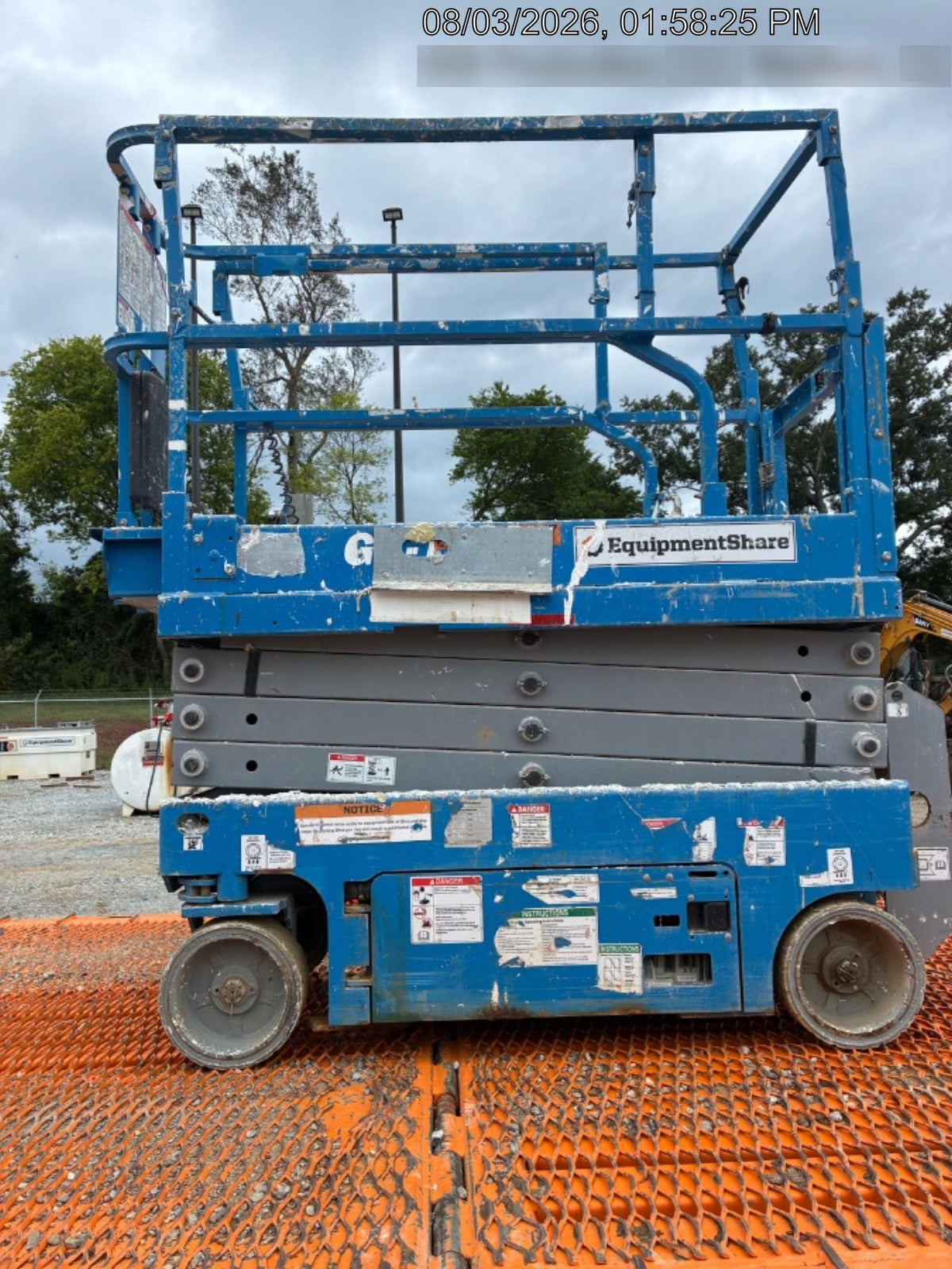 2020 Genie GS-1930 Solid Non Marking Tires, Beacon, Folding rails with half height swing gate