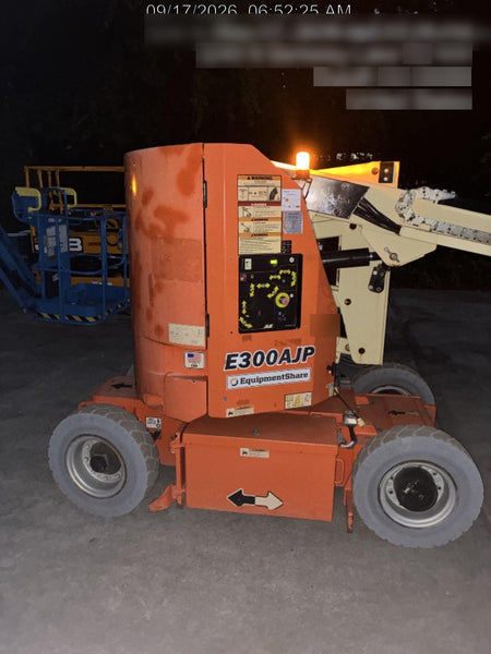 2019 JLG E300AJP