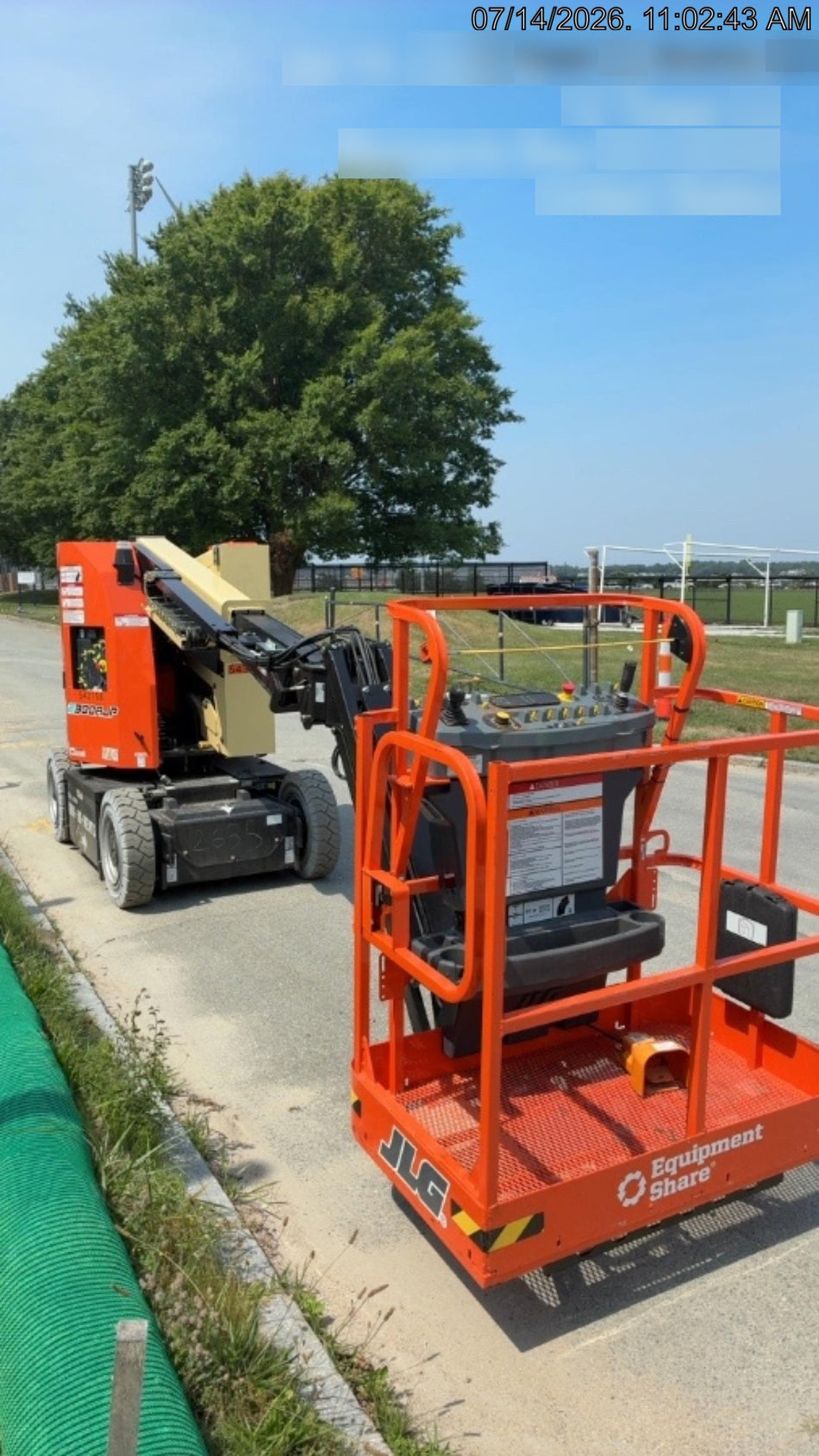 2025 JLG E300AJP