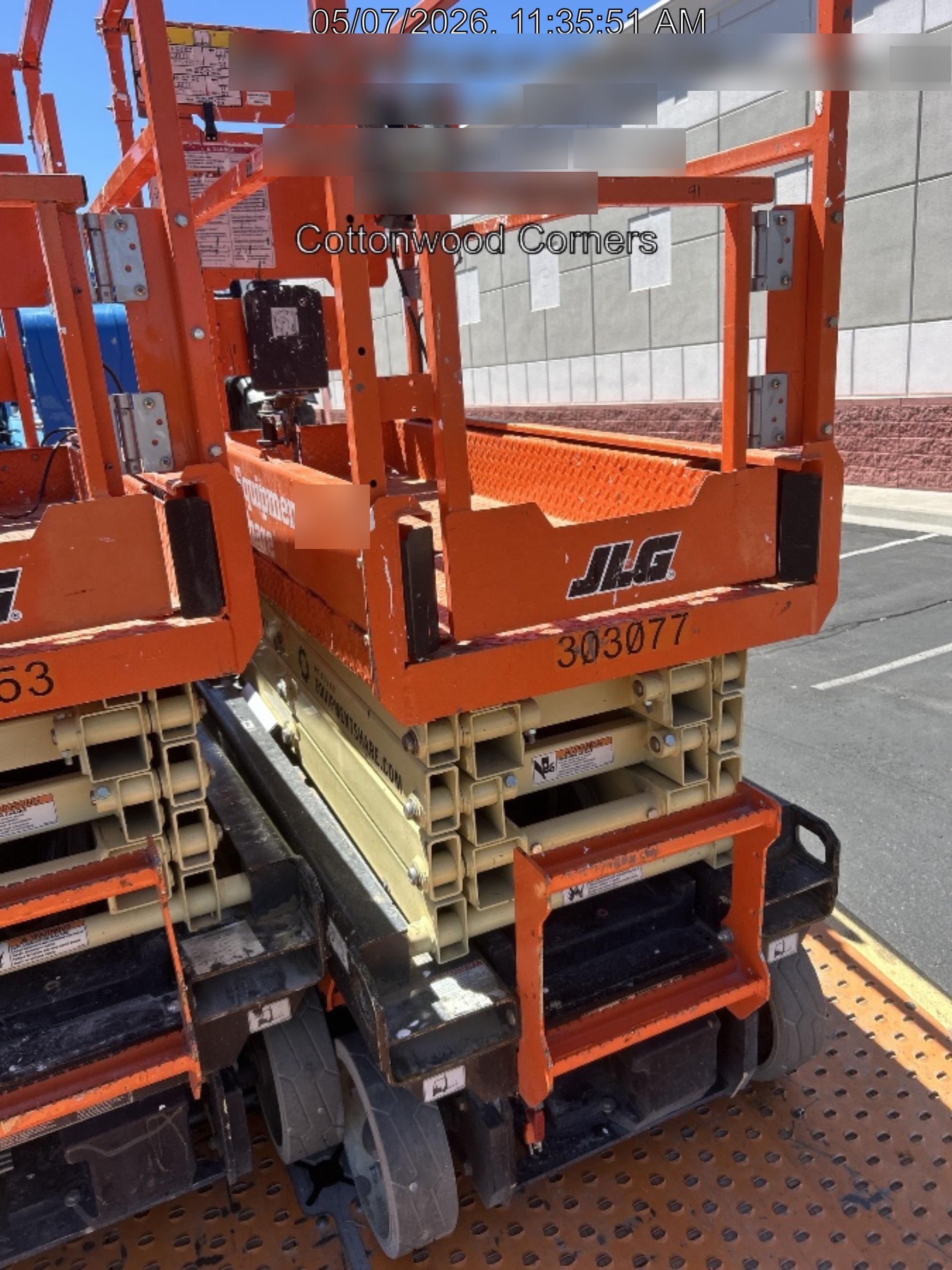 2023 JLG ES1932