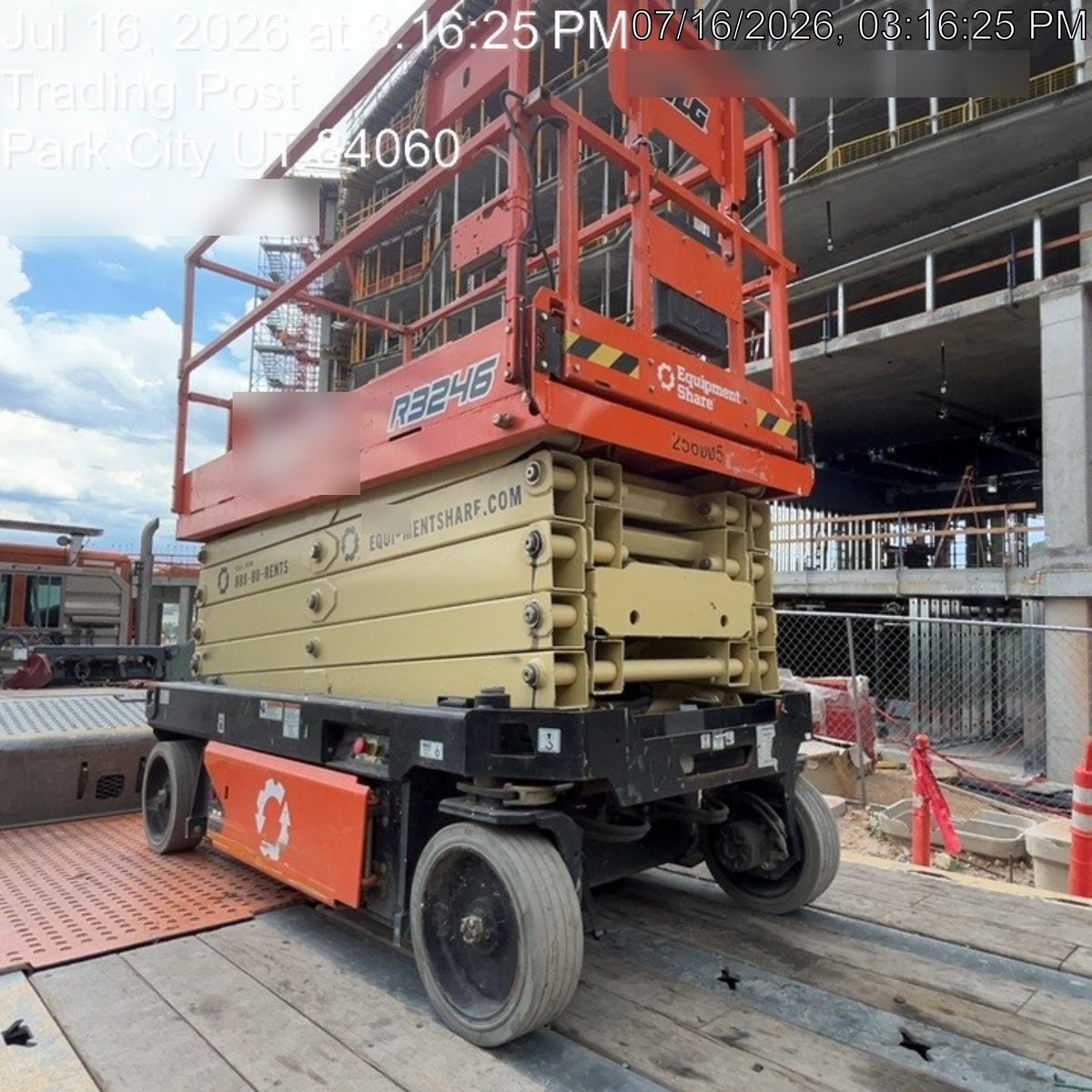 2022 JLG R3246