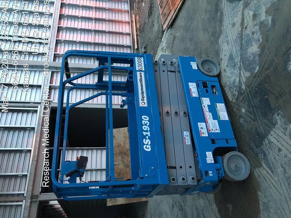 2020 Genie GS-1930 Solid Non Marking Tires, Beacon, Folding rails with half height swing gate
