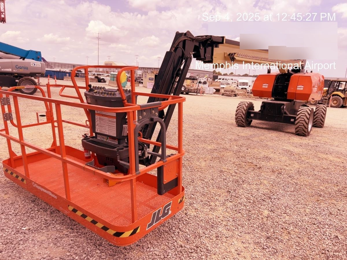 2025 JLG 860SJ