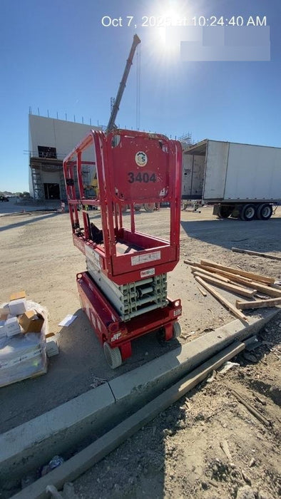 2017 MEC 1330SE MEC 1330SE Scissor Lift