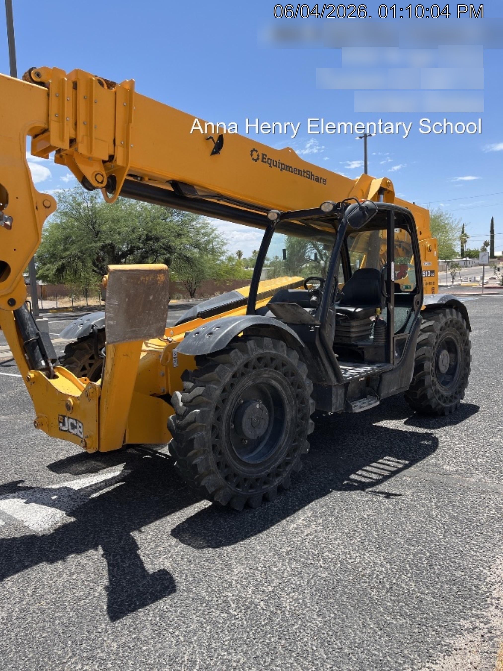 2023 JCB 510-56