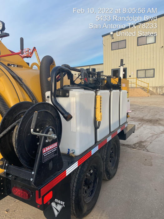 2021 Vac-Tron LP573XDT T4 Koehler Diesel Engine, 500 Gallon Debris Tank, x2 100 Gallon Water Tanks