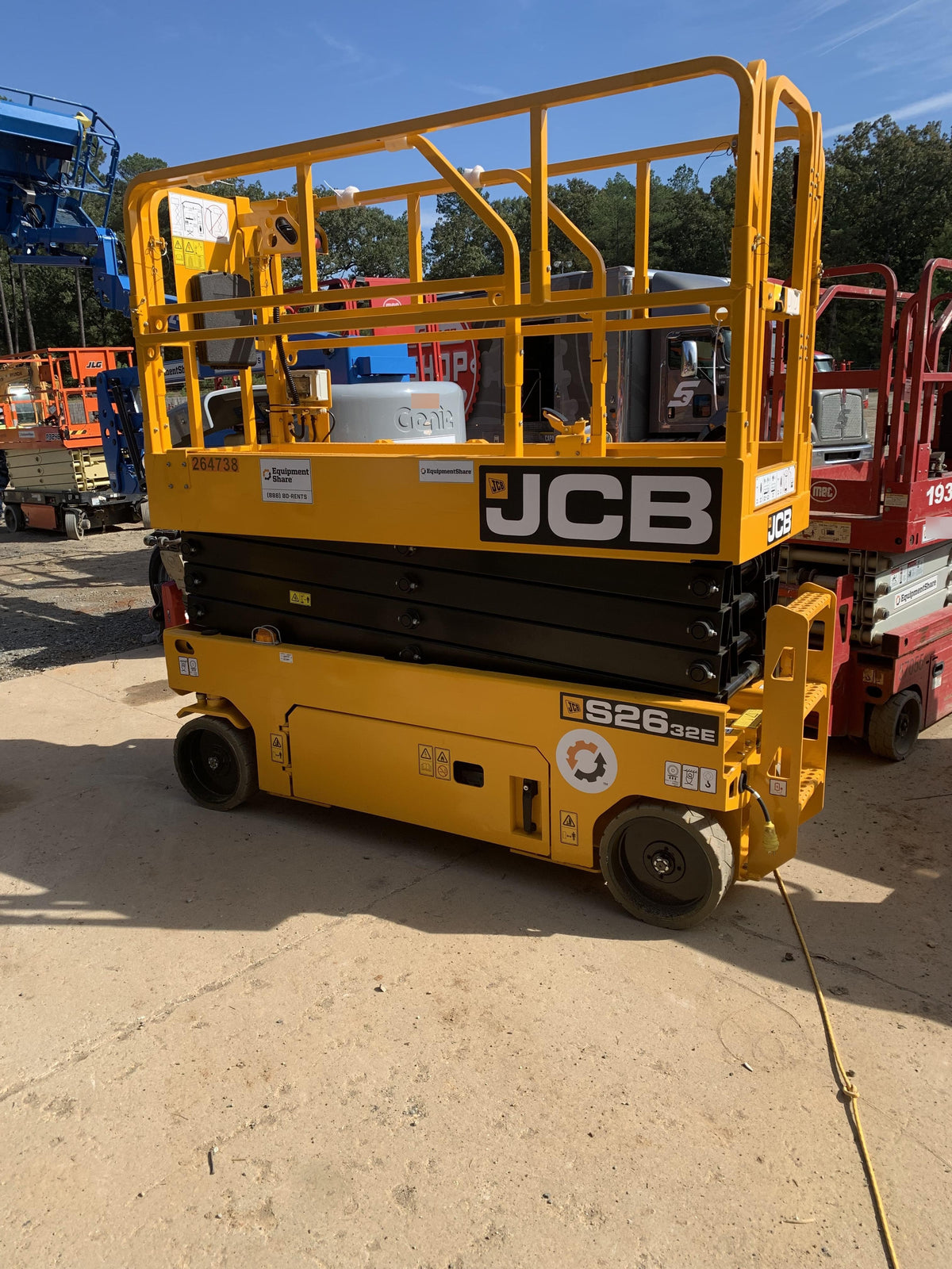 2022 JCB S2632E