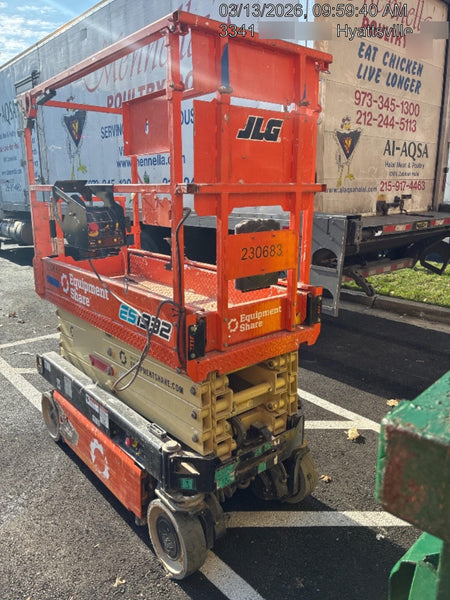 2022 JLG ES1932