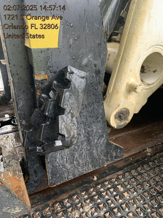 2025 ARROW MATERIAL HANDLING F5100CB