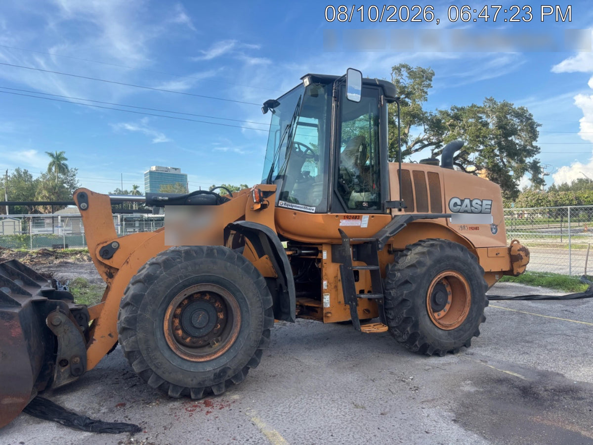 2016 CASE 621F