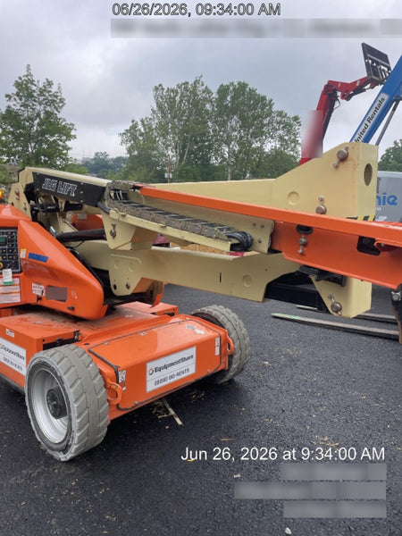 2021 JLG E450AJ
