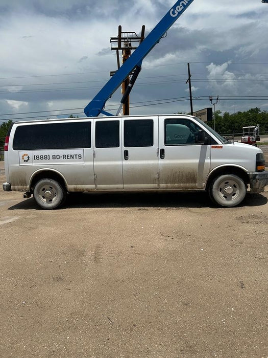 2023 CHEVROLET Express Van - Rental