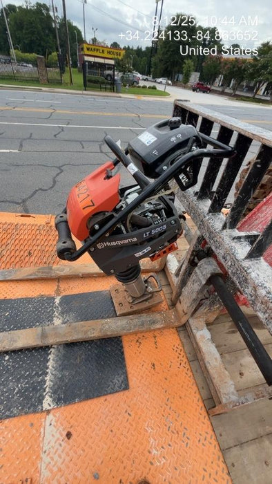 2025 HUSQVARNA LT5005