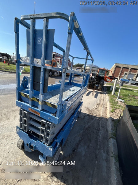 2023 GENIE GS-2632
