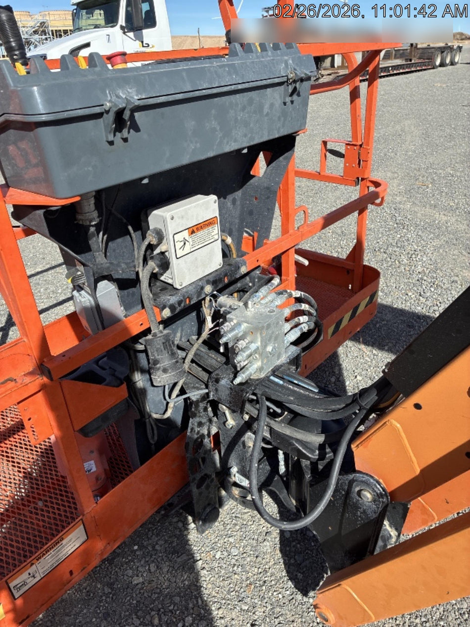2023 JLG 600AJ