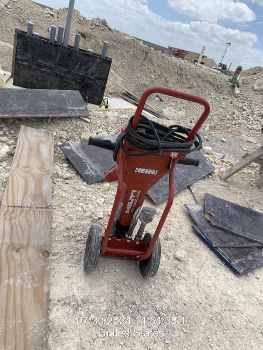 2024 HILTI TE 3000-AVR