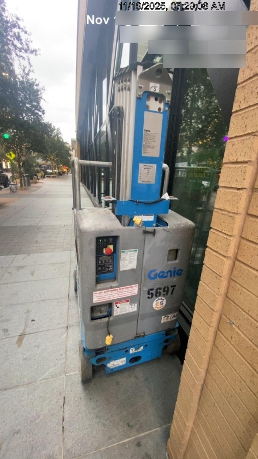 2017 GENIE GR-20