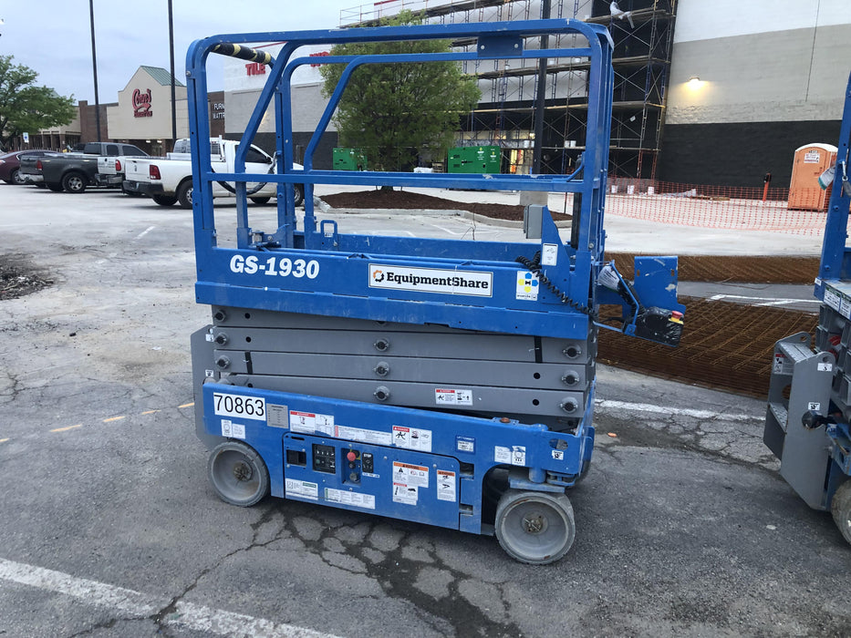 2020 Genie GS-1930 Fixed rails with chain entry gate - Pre A92.20