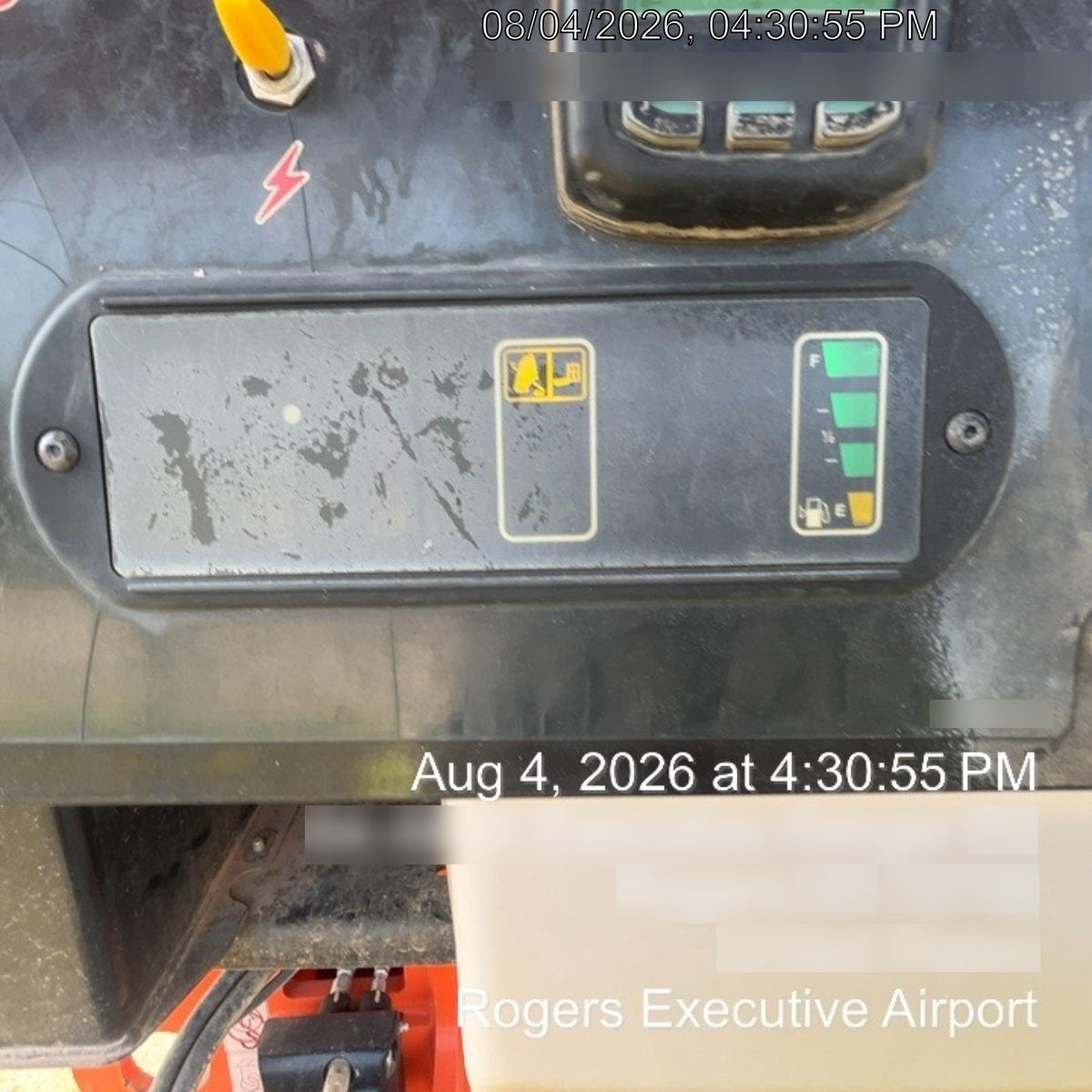 2022 JLG 660SJ