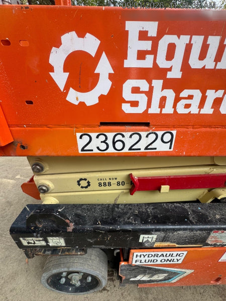 2021 JLG ES1330L
