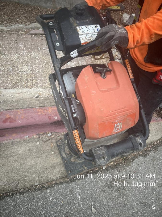 2024 HUSQVARNA LT6005