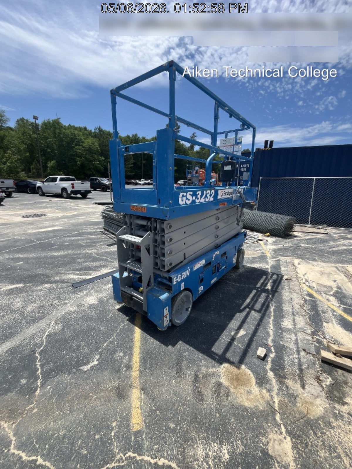 2022 GENIE GS-3232
