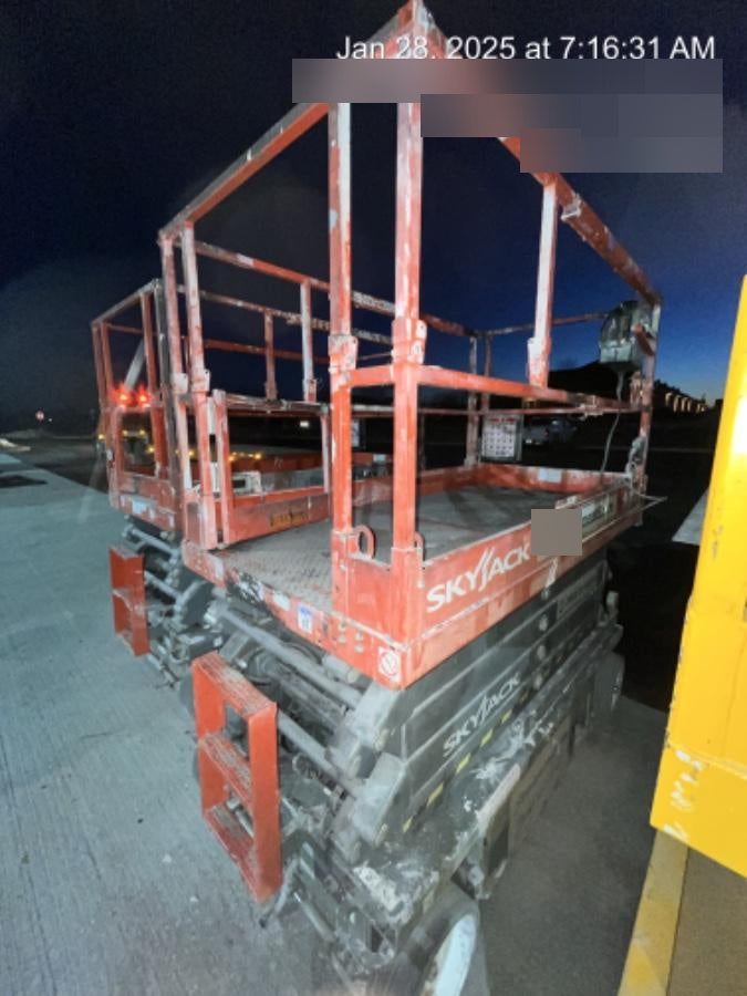 2023 SKYJACK SJ4732