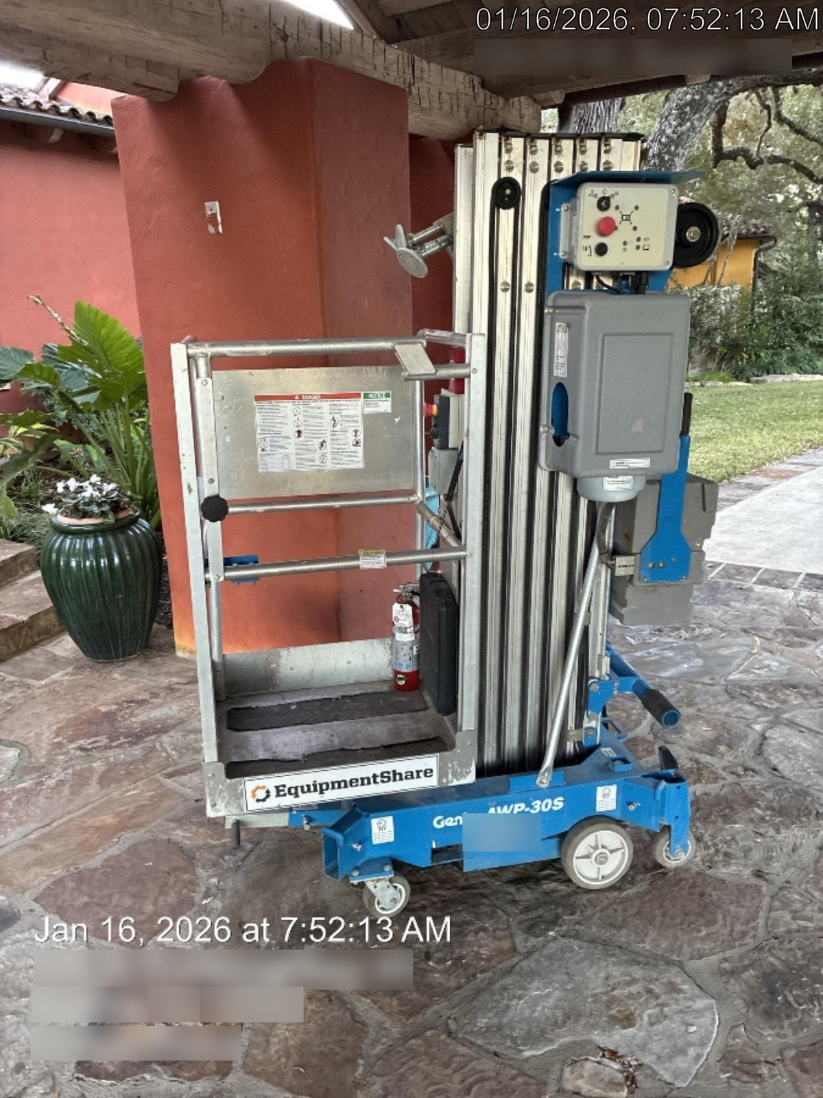2019 GENIE AWP-30S
