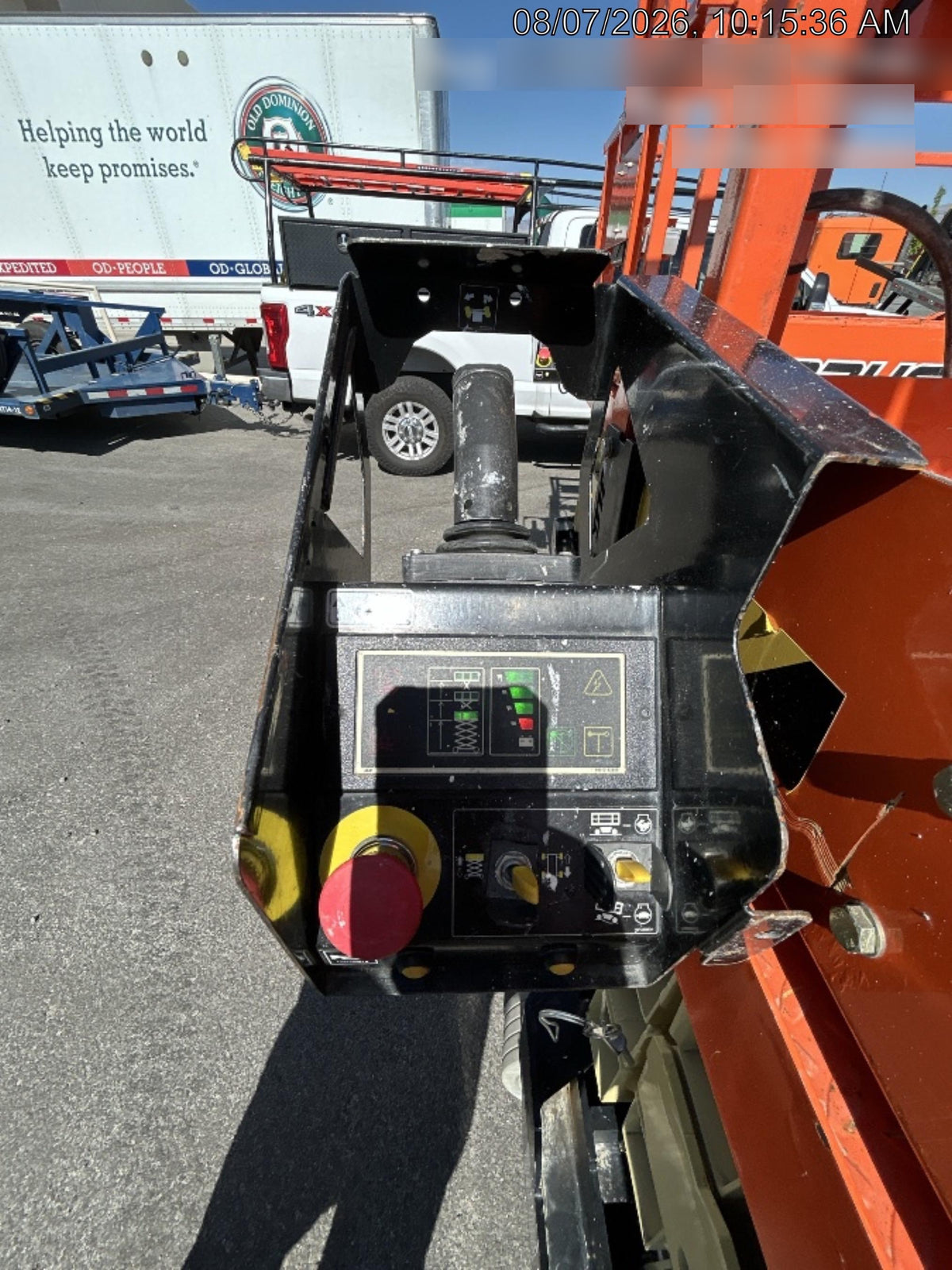 2022 JLG R3246