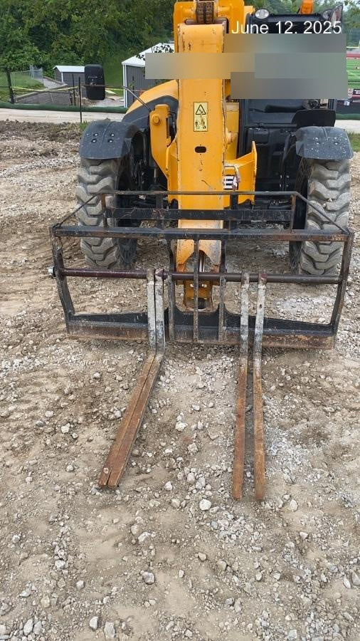 2020 JCB 509-42 Canopy, Solid Tires, Work Lights, Beacon, Aux Hydraulics, Back up Alarm, Lifting Eye, ES Decals