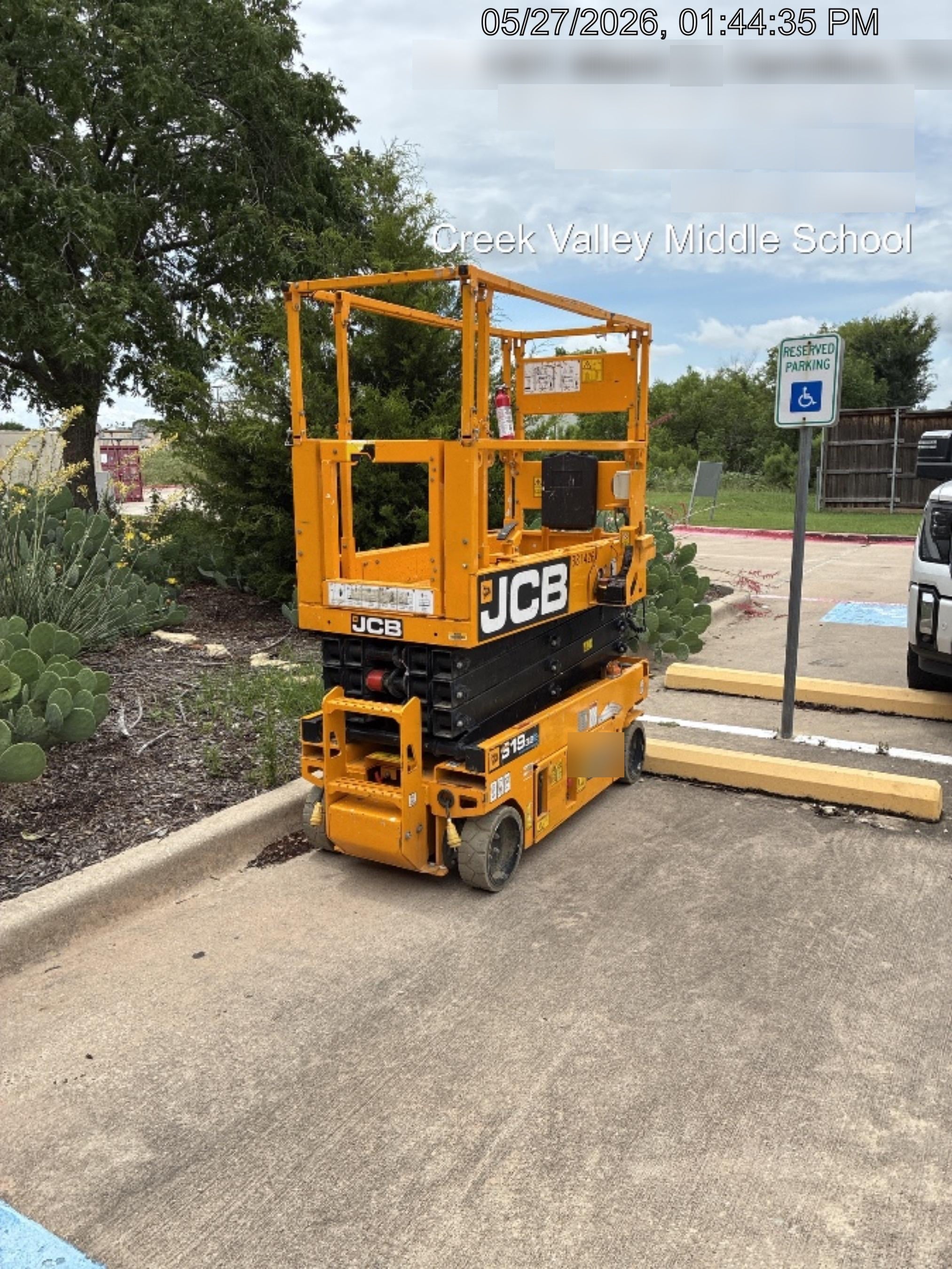 2024 JCB S1932E