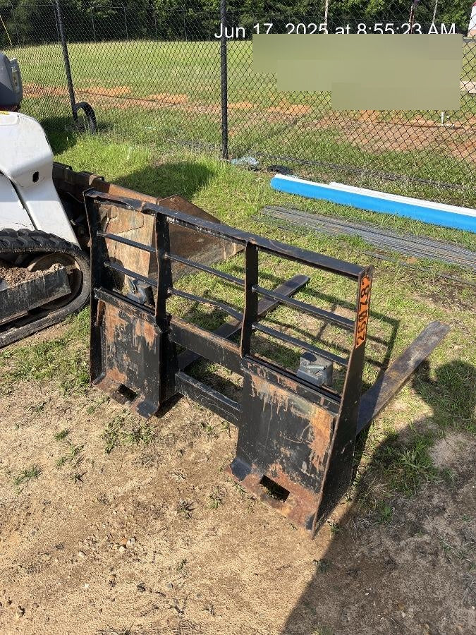 2022 ARROW MATERIAL HANDLING 48" Pallet Forks - Arrow