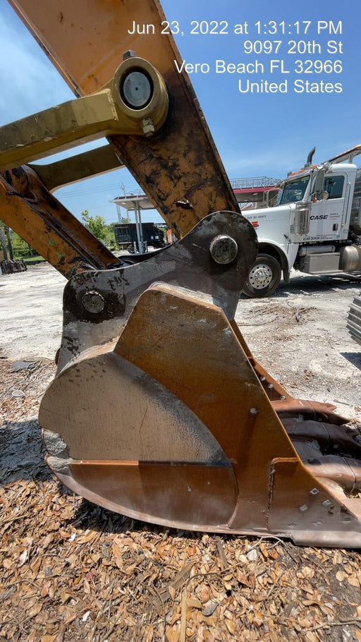 2015 CASE 42" Bucket - Case