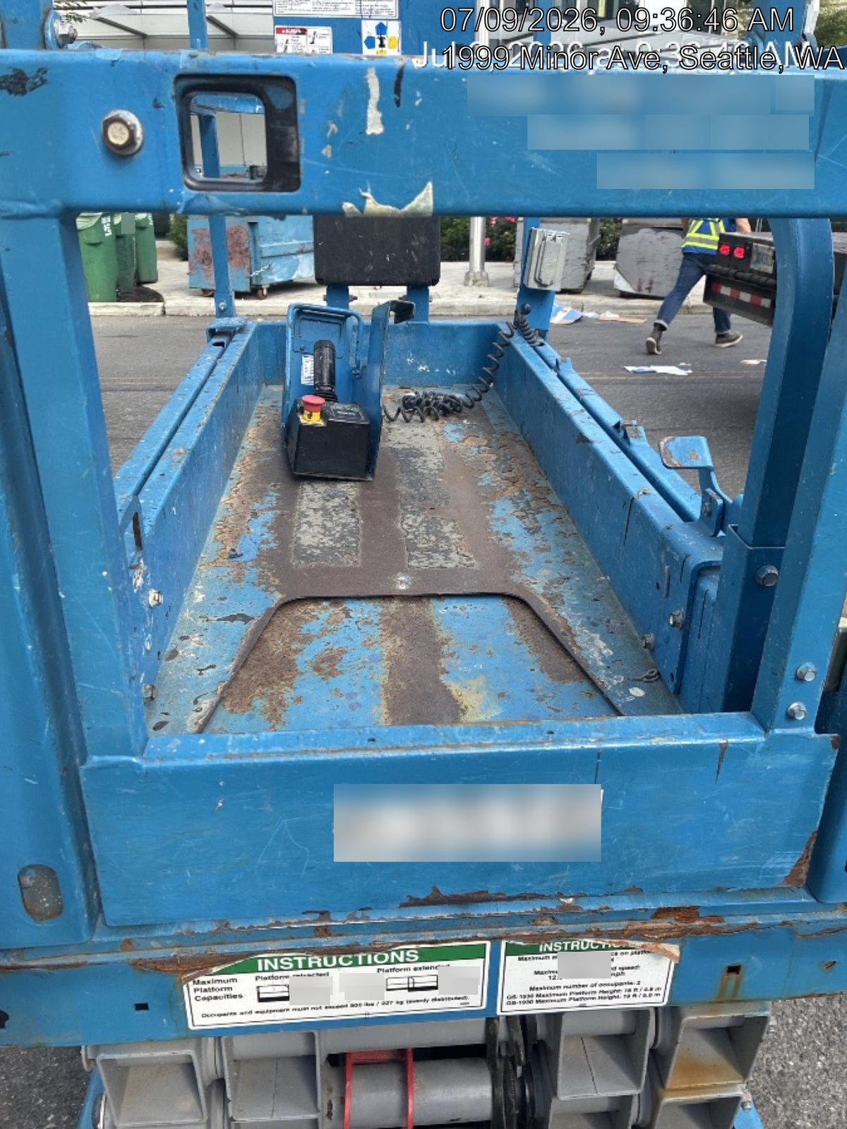 2020 Genie GS-1930 Solid Non Marking Tires, Beacon, Folding rails with half height swing gate