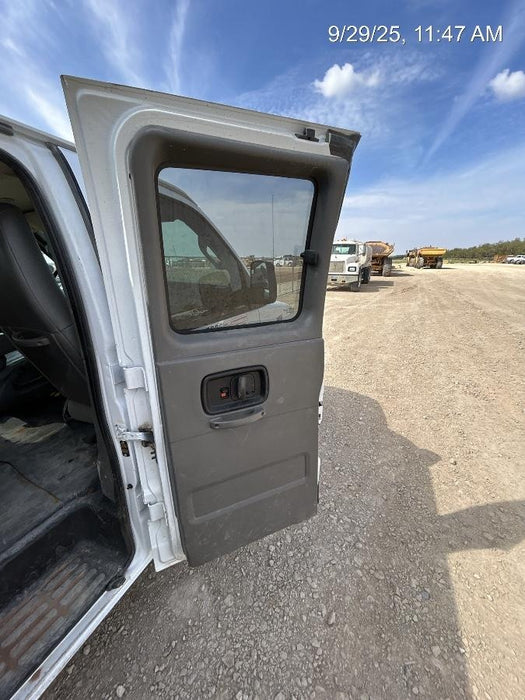 2023 CHEVROLET Express Van - Rental