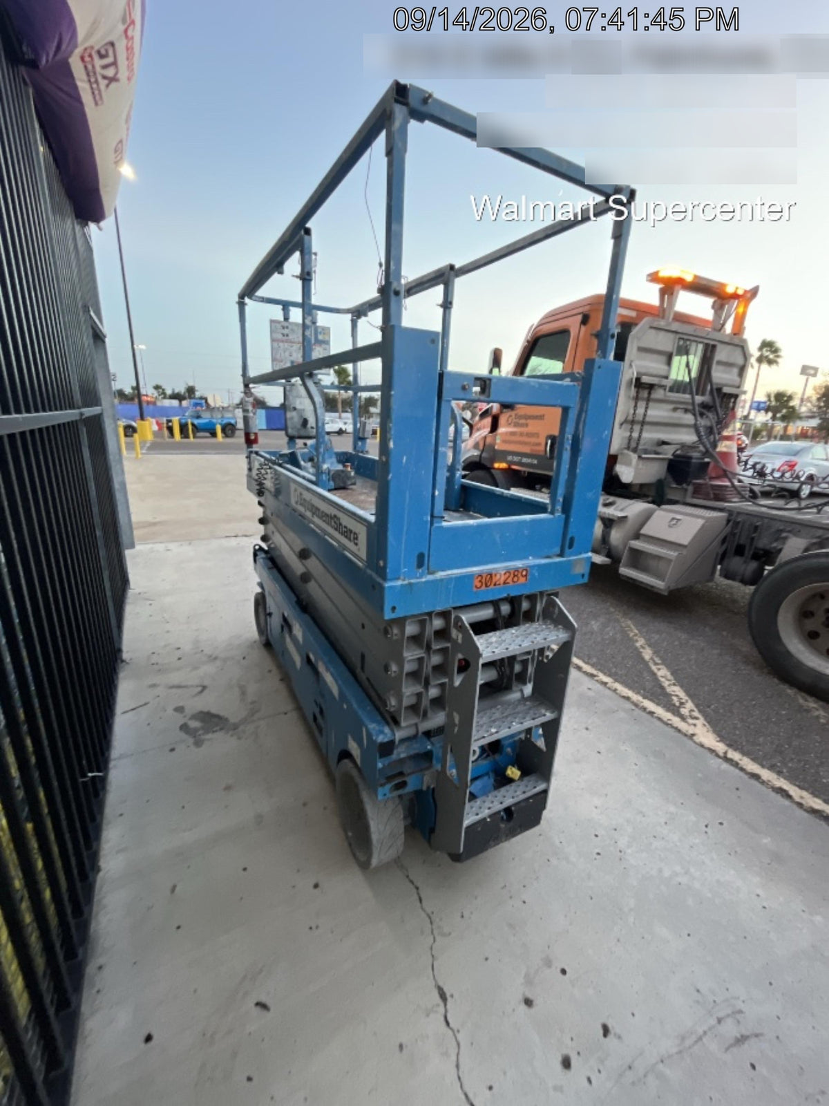 2023 GENIE GS-2632
