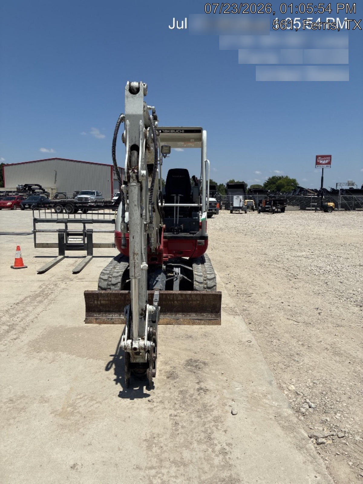 2023 TAKEUCHI TB235-2R